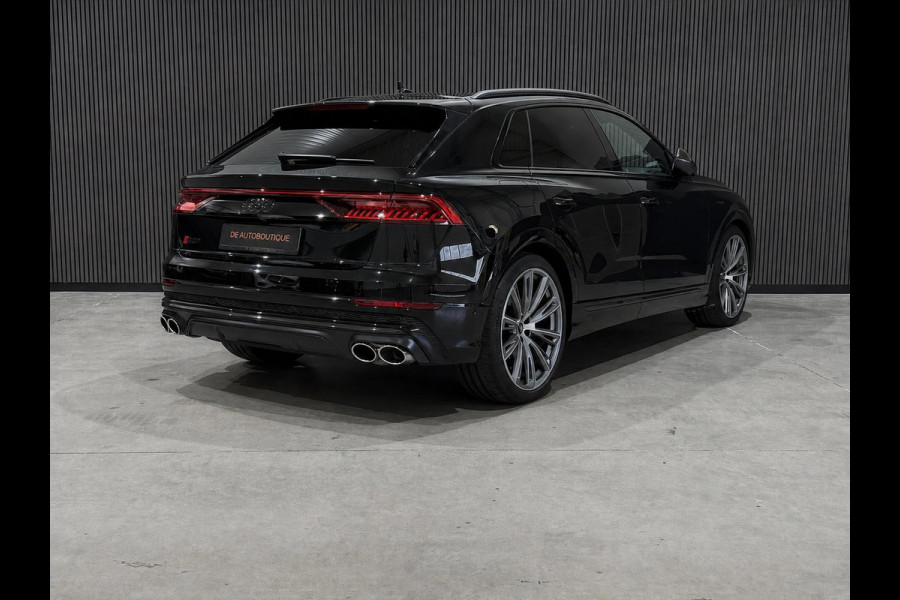 Audi Q8 4.0 TFSI SQ8 Quattro / Carbon Int&Ext / Pano / 4WD Besturing