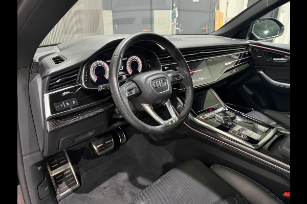 Audi Q8 4.0 TFSI SQ8 Quattro / Carbon Int&Ext / Pano / 4WD Besturing