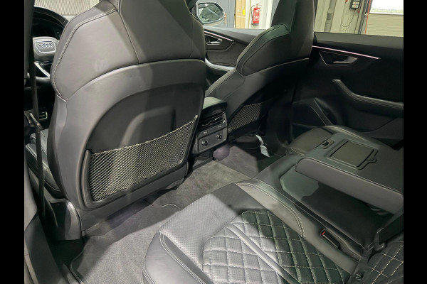 Audi Q8 4.0 TFSI SQ8 Quattro / Carbon Int&Ext / Pano / 4WD Besturing