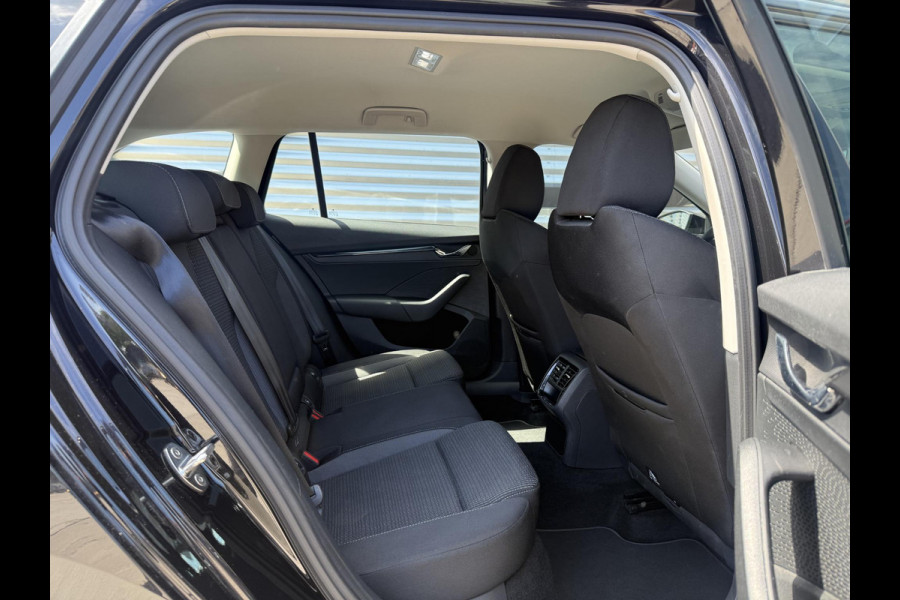 Škoda Octavia Combi 1.0 TSI Business Edition 2e Eigenaar|Clima|Cruise|Carplay|Elek achterklep|PDC V+A|N.A.P|APK tot 12-2026