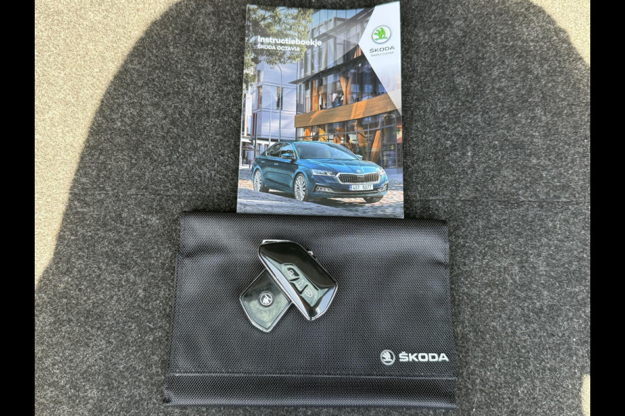 Škoda Octavia Combi 1.0 TSI Business Edition 2e Eigenaar|Clima|Cruise|Carplay|Elek achterklep|PDC V+A|N.A.P|APK tot 12-2026
