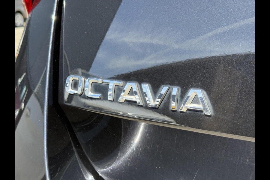 Škoda Octavia Combi 1.0 TSI Business Edition 2e Eigenaar|Clima|Cruise|Carplay|Elek achterklep|PDC V+A|N.A.P|APK tot 12-2026