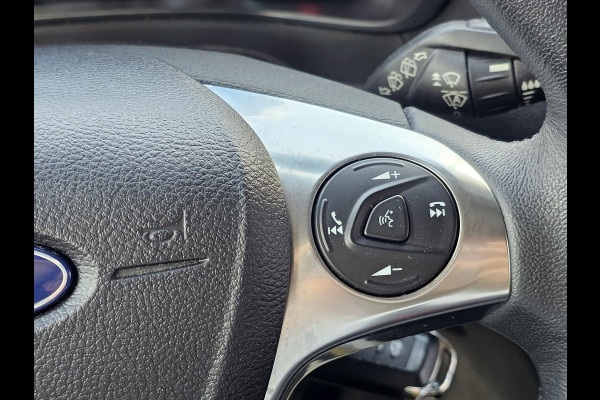Ford Transit Connect 1.5 EcoBlue L2 Trend 3 zitplaatsen | Navigatie | Achteruitrijcamera | Cruise control | Originele zomerset wordt nog gemonteerd