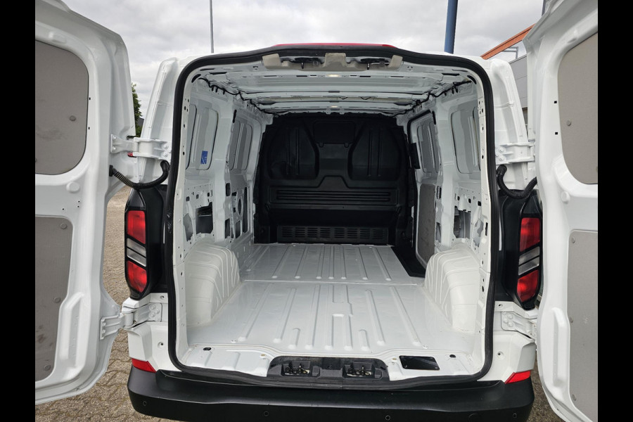 Ford Transit Custom 320 2.0 TDCI L1H1 Trend 136pk | AWD | 4x4 | Adaptieve cruise control | Achteruitrijcamera | Navigatiesysteem |