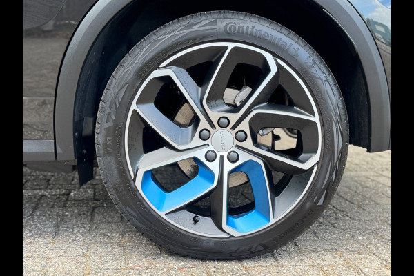 Lynk & Co 01 1.5 Pano 360Cam Infinity Zwarte hemel Lage KMS