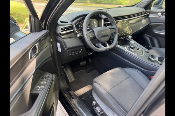Lynk & Co 01 1.5 Pano 360Cam Infinity Zwarte hemel Lage KMS