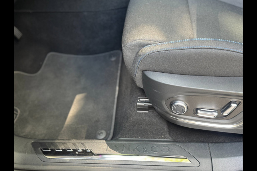 Lynk & Co 01 1.5 Pano 360Cam Infinity Zwarte hemel Lage KMS
