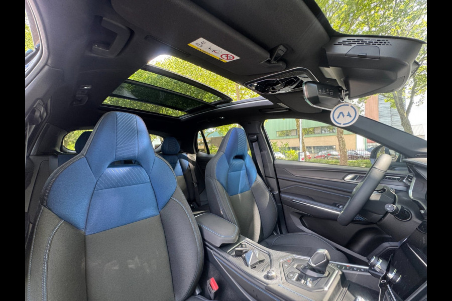Lynk & Co 01 1.5 Pano 360Cam Infinity Zwarte hemel Lage KMS