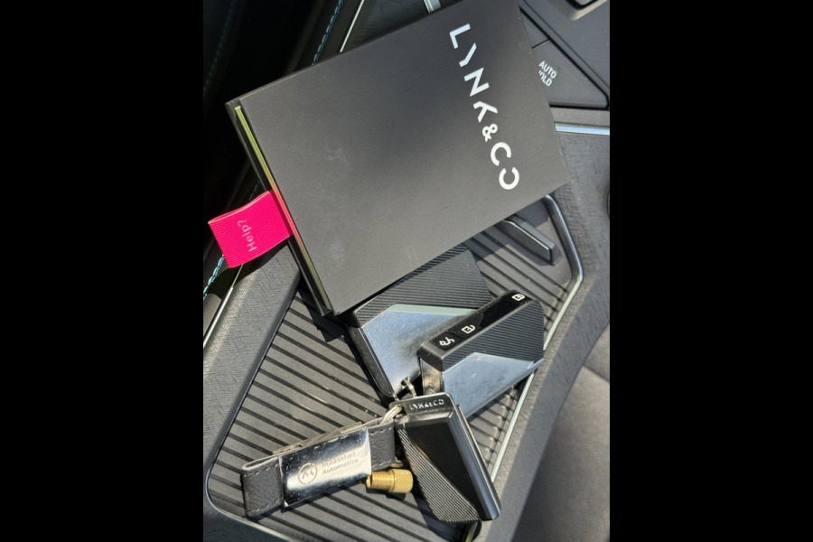 Lynk & Co 01 1.5 Pano 360Cam Infinity Zwarte hemel Lage KMS
