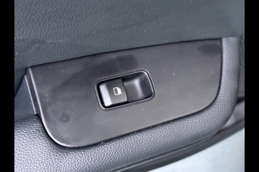 Kia Ceed Sportswagon 1.0 T-GDi MHEV DynamicPlusLine - Climate Control - Cruise Control - DAB- Apple Carplay/Android Auto - Navigatie - Stoel/Stuurverwarming - Fabrieksgarantie tot 09-2031