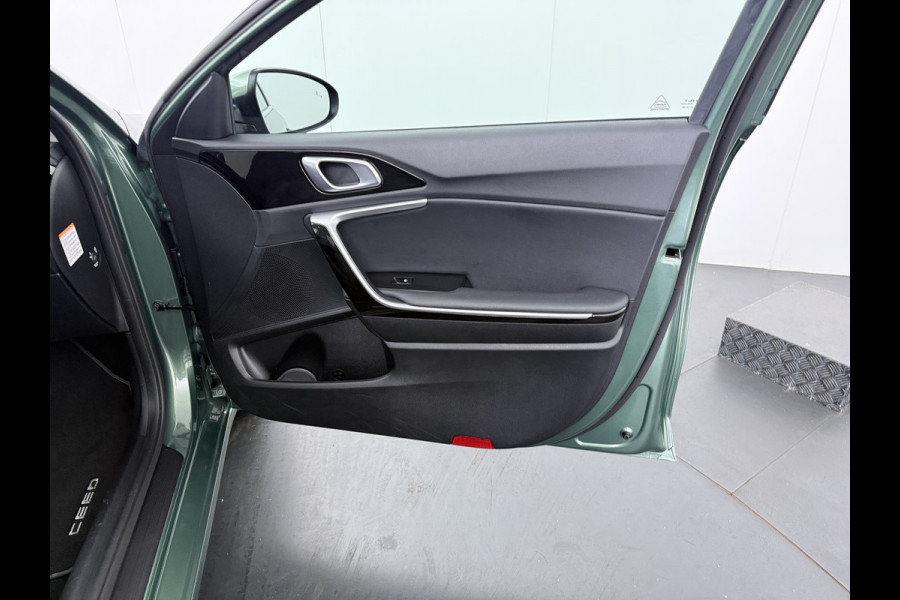 Kia Ceed Sportswagon 1.0 T-GDi MHEV DynamicPlusLine - Climate Control - Cruise Control - DAB- Apple Carplay/Android Auto - Navigatie - Stoel/Stuurverwarming - Fabrieksgarantie tot 09-2031