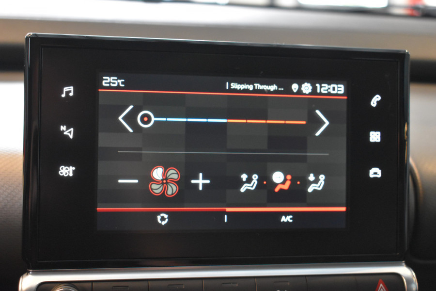 Citroën C4 Cactus 1.2 PureTech Feel Trekhaak Navi Stoelverwarming