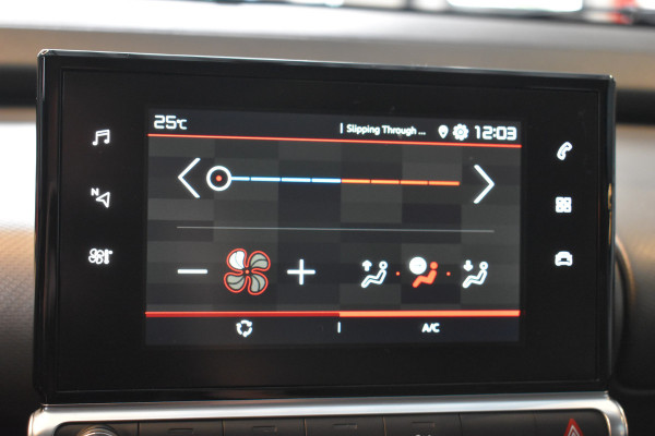 Citroën C4 Cactus 1.2 PureTech Feel Trekhaak Navi Stoelverwarming