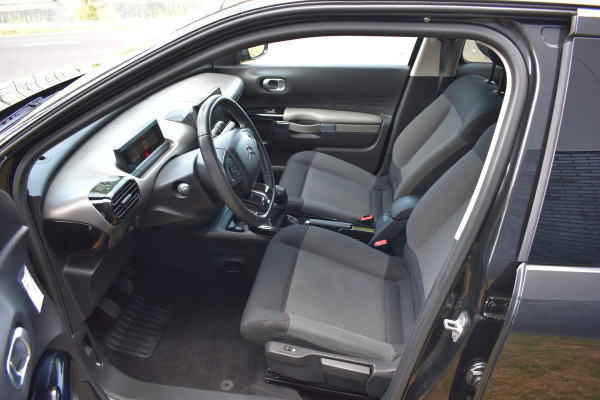 Citroën C4 Cactus 1.2 PureTech Feel Trekhaak Navi Stoelverwarming