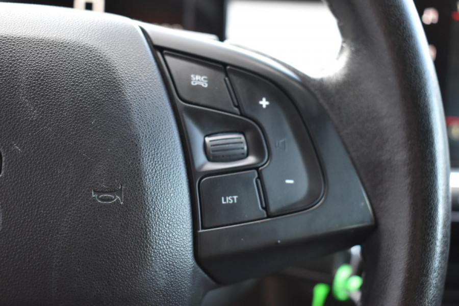 Citroën C4 Cactus 1.2 PureTech Feel Trekhaak Navi Stoelverwarming