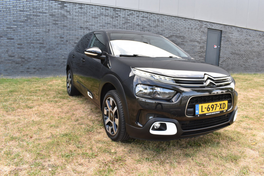 Citroën C4 Cactus 1.2 PureTech Feel Trekhaak Navi Stoelverwarming