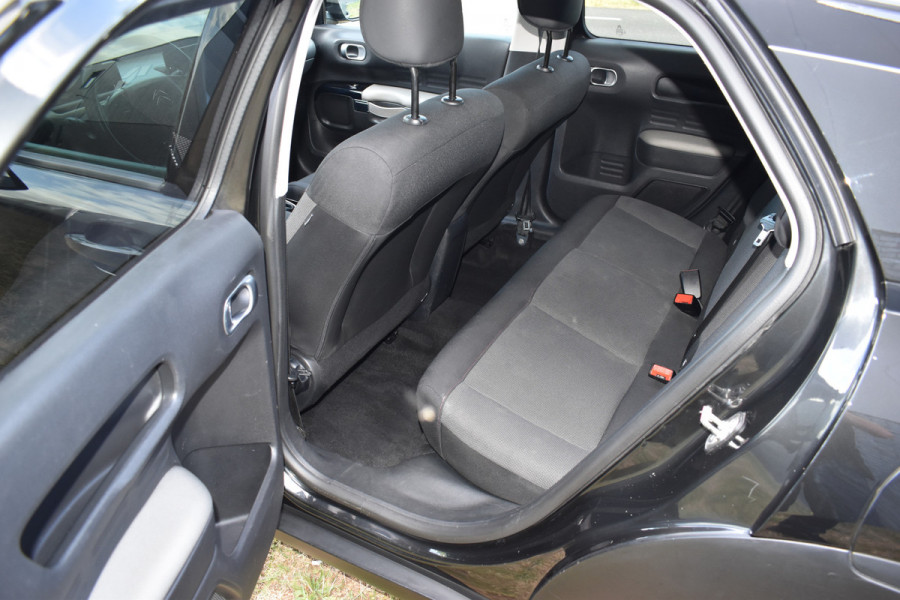 Citroën C4 Cactus 1.2 PureTech Feel Trekhaak Navi Stoelverwarming