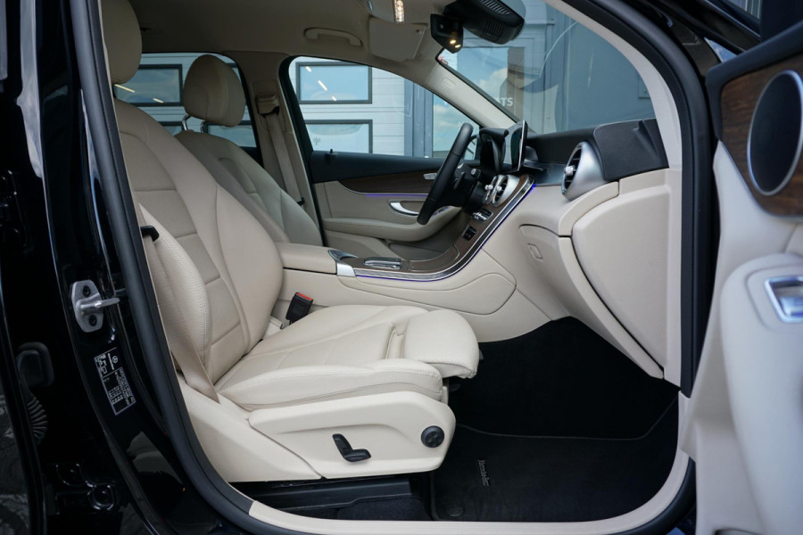 Mercedes-Benz GLC 300e 4MATIC Business Solution Luxury + 360 CAMERA / LEDER