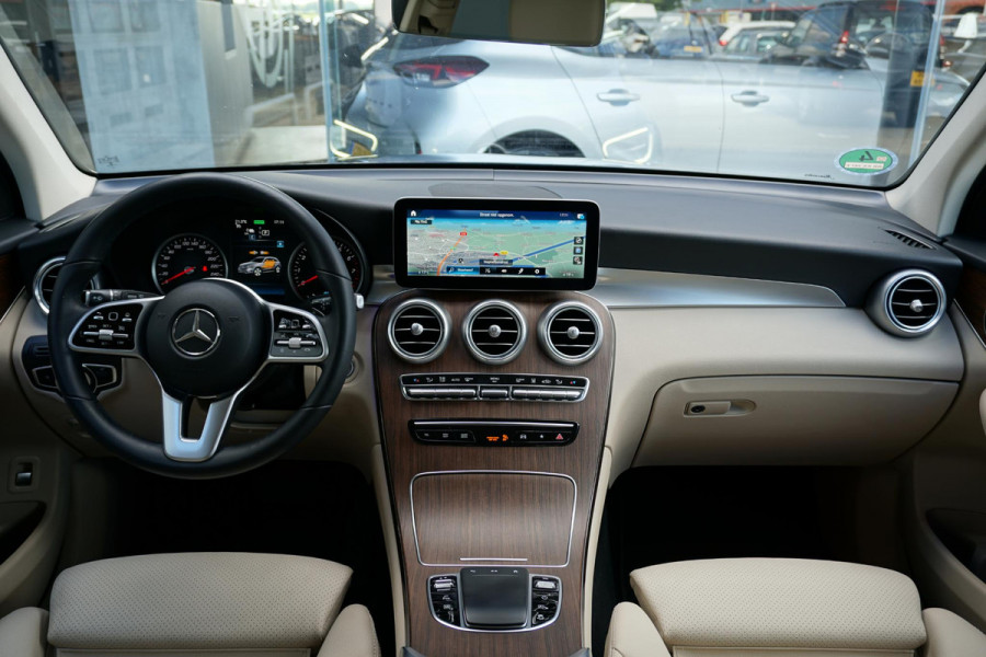 Mercedes-Benz GLC 300e 4MATIC Business Solution Luxury + 360 CAMERA / LEDER