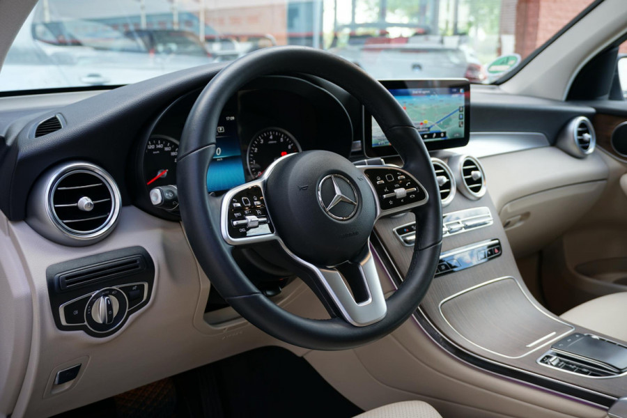 Mercedes-Benz GLC 300e 4MATIC Business Solution Luxury + 360 CAMERA / LEDER