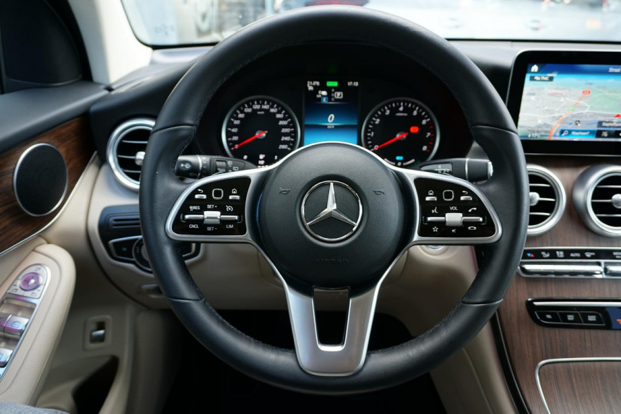 Mercedes-Benz GLC 300e 4MATIC Business Solution Luxury + 360 CAMERA / LEDER