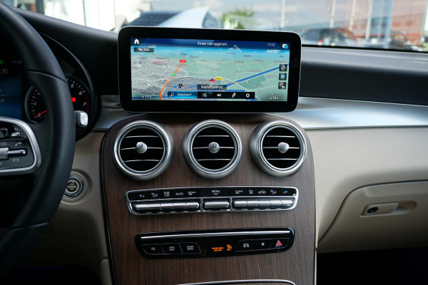 Mercedes-Benz GLC 300e 4MATIC Business Solution Luxury + 360 CAMERA / LEDER