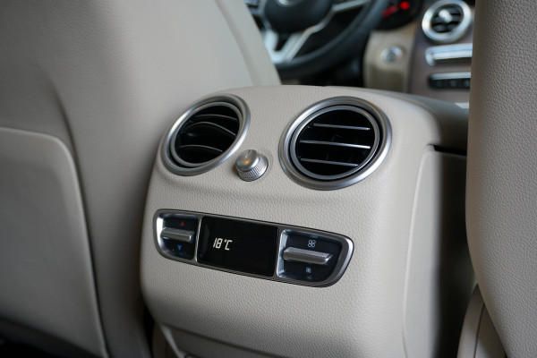 Mercedes-Benz GLC 300e 4MATIC Business Solution Luxury + 360 CAMERA / LEDER