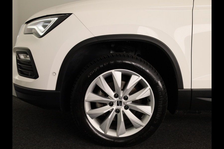 Seat Ateca 1.0 TSI Style Business Intense 81kw / 110pk | Navigatiesysteem 23.4 cm | Achteruitrijcamera | Climat control | Virtual cockpit | Park assist