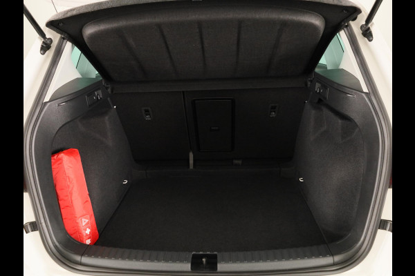 Seat Ateca 1.0 TSI Style Business Intense 81kw / 110pk | Navigatiesysteem 23.4 cm | Achteruitrijcamera | Climat control | Virtual cockpit | Park assist