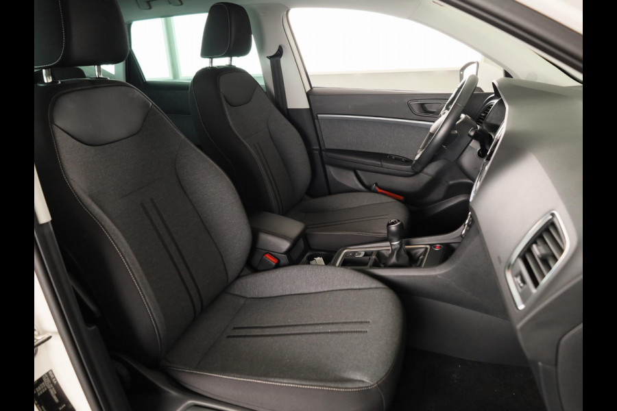 Seat Ateca 1.0 TSI Style Business Intense 81kw / 110pk | Navigatiesysteem 23.4 cm | Achteruitrijcamera | Climat control | Virtual cockpit | Park assist