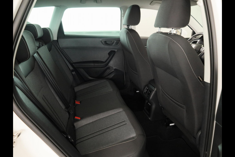 Seat Ateca 1.0 TSI Style Business Intense 81kw / 110pk | Navigatiesysteem 23.4 cm | Achteruitrijcamera | Climat control | Virtual cockpit | Park assist
