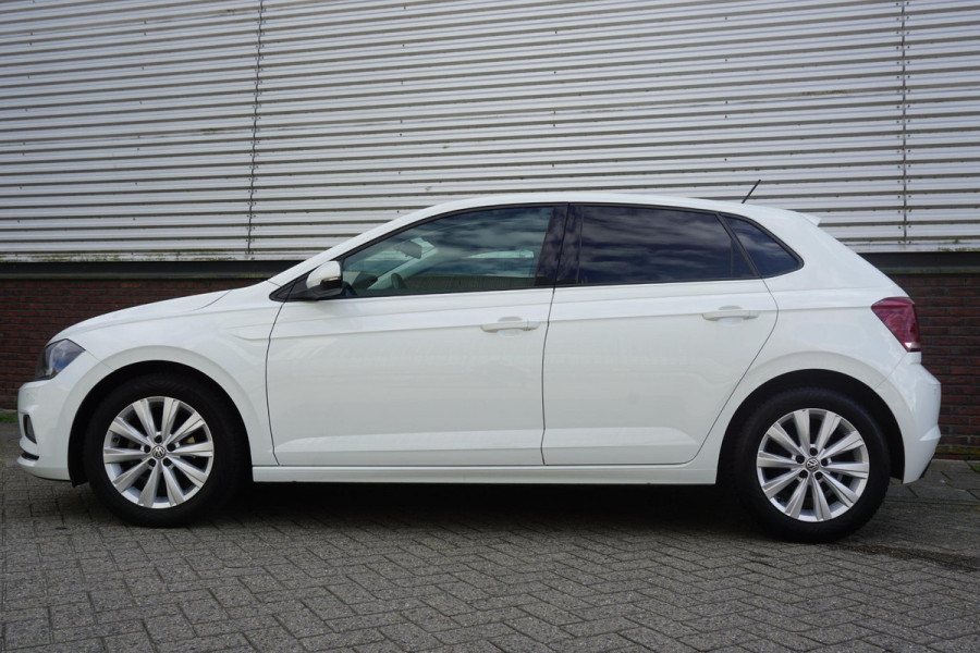 Volkswagen Polo 1.0 TSI Highline/Digi-Dash./PDC voor+achter/ Navigatie.