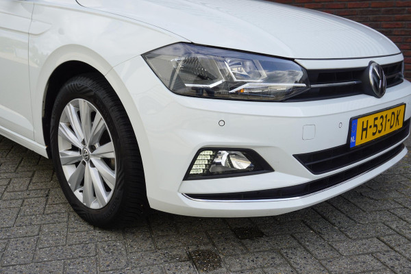 Volkswagen Polo 1.0 TSI Highline/Digi-Dash./PDC voor+achter/ Navigatie.