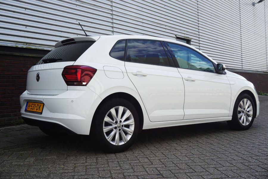 Volkswagen Polo 1.0 TSI Highline/Digi-Dash./PDC voor+achter/ Navigatie.