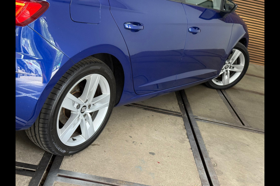 Seat Leon 1.5 TSI FR 150PK Business Intense | Virtual | LED | Leer-Pakket | Premium Sound | Camera | Parkeerhulp