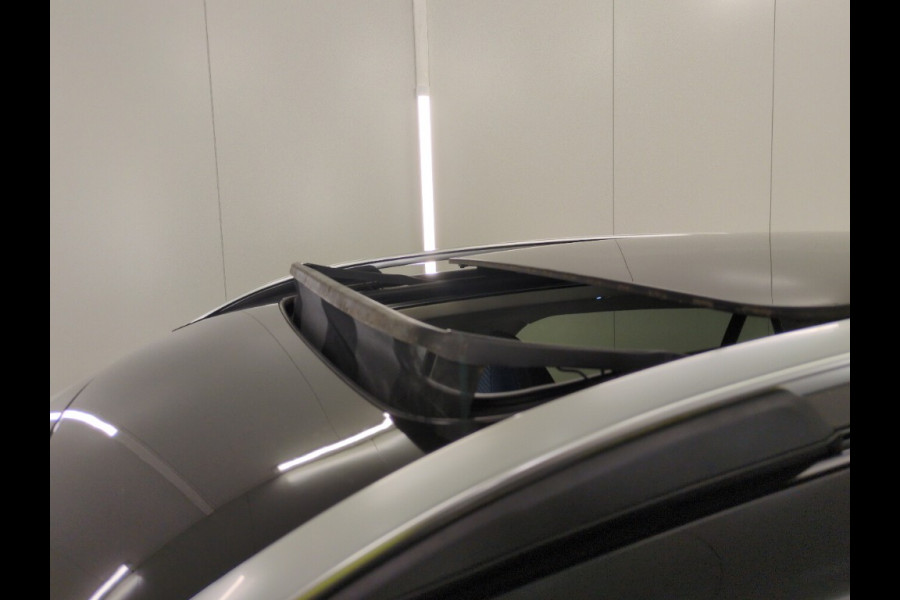 Lynk & Co 01 1.5 262pk Plug-in Adapt.Cruise Pano Carplay Trekhaakmeerprijs