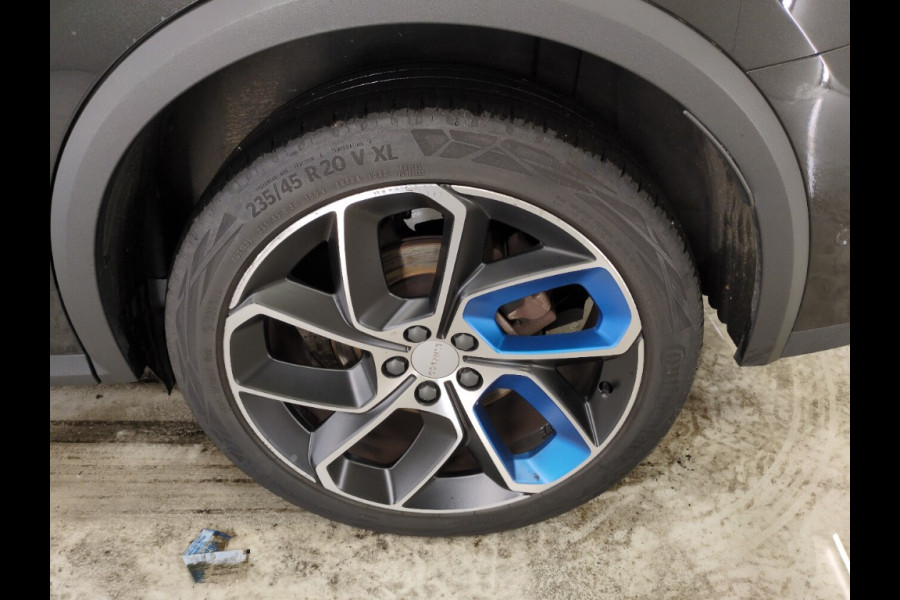 Lynk & Co 01 1.5 262pk Plug-in Adapt.Cruise Pano Carplay Trekhaakmeerprijs