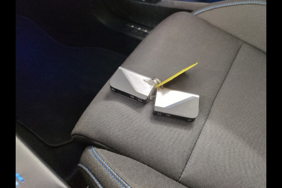 Lynk & Co 01 1.5 262pk Plug-in Adapt.Cruise Pano Carplay Trekhaakmeerprijs