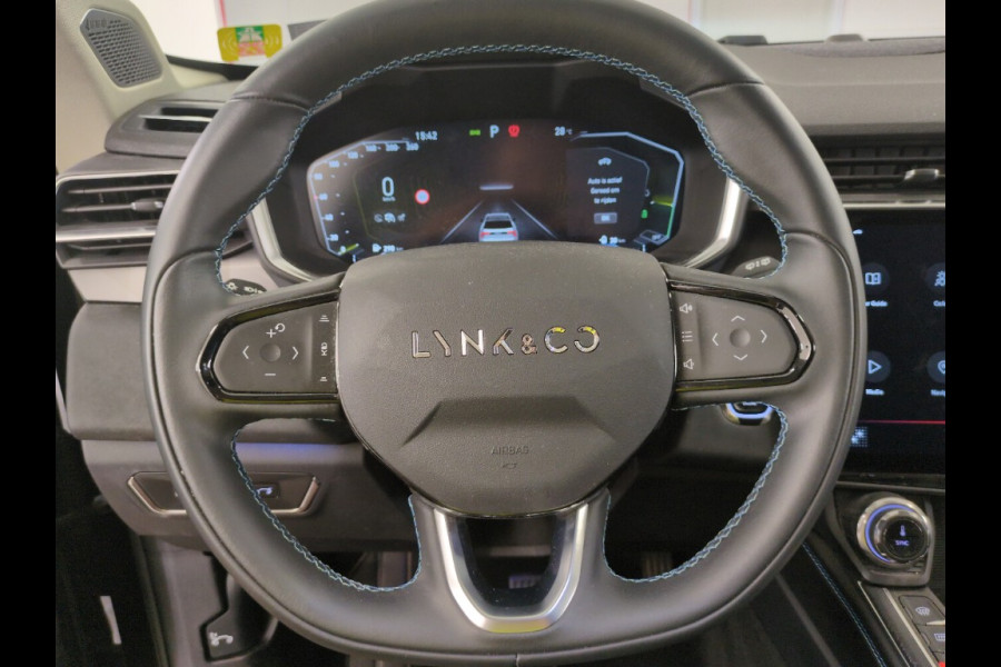 Lynk & Co 01 1.5 262pk Plug-in Adapt.Cruise Pano Carplay Trekhaakmeerprijs