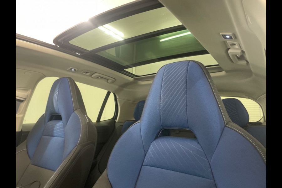 Lynk & Co 01 1.5 262pk Plug-in Adapt.Cruise Pano Carplay Trekhaakmeerprijs