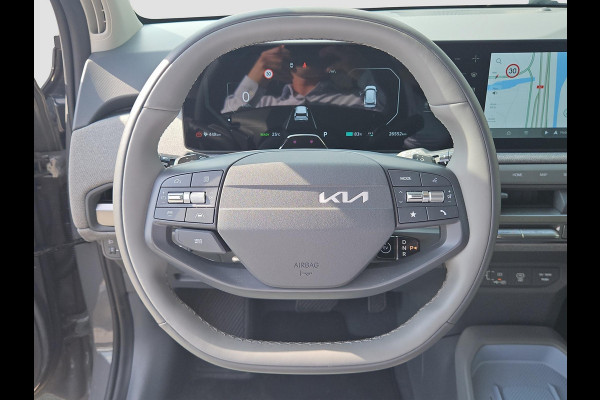 Kia EV3 Plus 81.4 kWh | Dodehoek Assistentie | Adapt. Cruise | Stoel- En Stuurverwarming | CarPlay/Android Auto | Wireless Charging Mobiel |