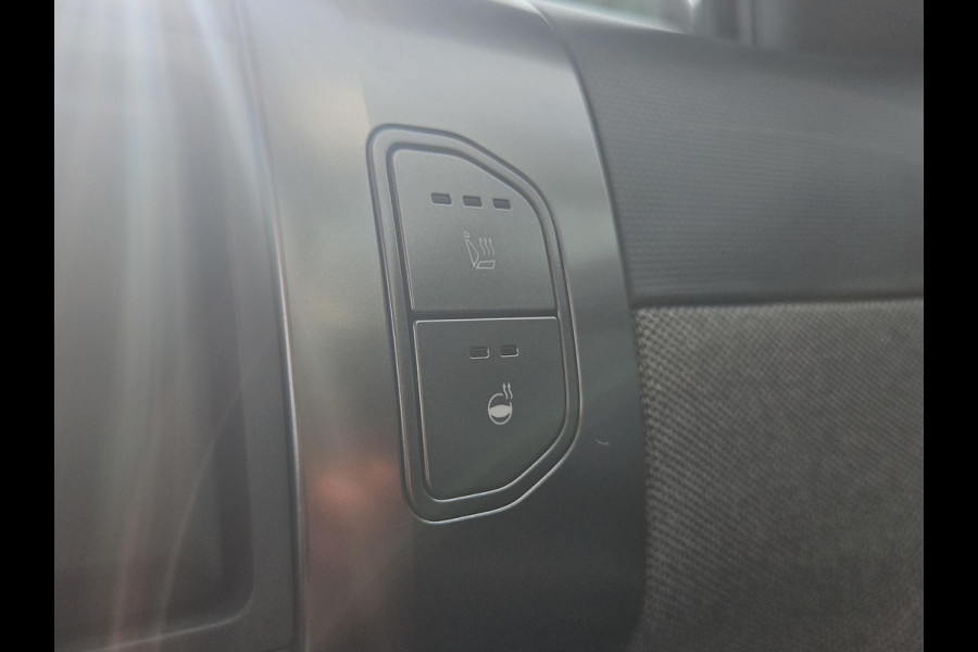 Kia EV3 Plus 81.4 kWh | Dodehoek Assistentie | Adapt. Cruise | Stoel- En Stuurverwarming | CarPlay/Android Auto | Wireless Charging Mobiel |