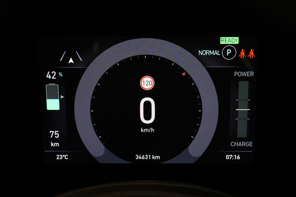 Fiat 500 Icon 42 kWh SOH 94,5%, Virtual Cockpit, Apple Carplay, Lane Assist, 16"