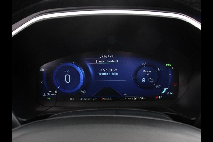 Ford Kuga 2.5 PHEV Vignale Climate control Adaptieve cruise control Led Lichtmetalen velgen Parkeersensoren Camera Stoelverwarming Stuurverwarming Navigatie Apple carplay/ Android Auto Trekhaak