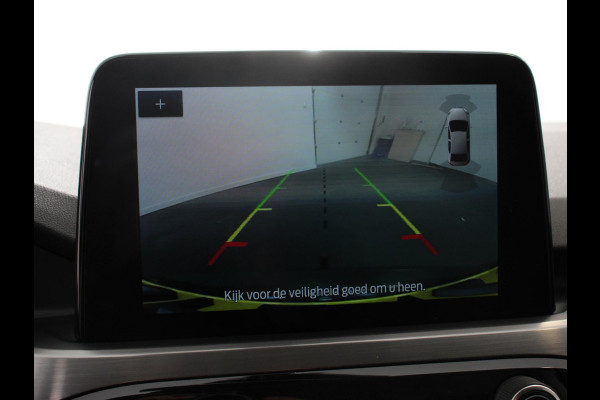 Ford Kuga 2.5 PHEV Vignale Climate control Adaptieve cruise control Led Lichtmetalen velgen Parkeersensoren Camera Stoelverwarming Stuurverwarming Navigatie Apple carplay/ Android Auto Trekhaak