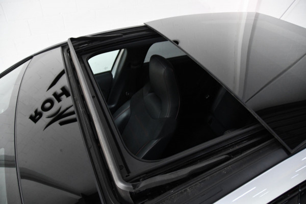 Mercedes-Benz A-Klasse 180 Business Solution AMG Pano,Burmester,Sfeer