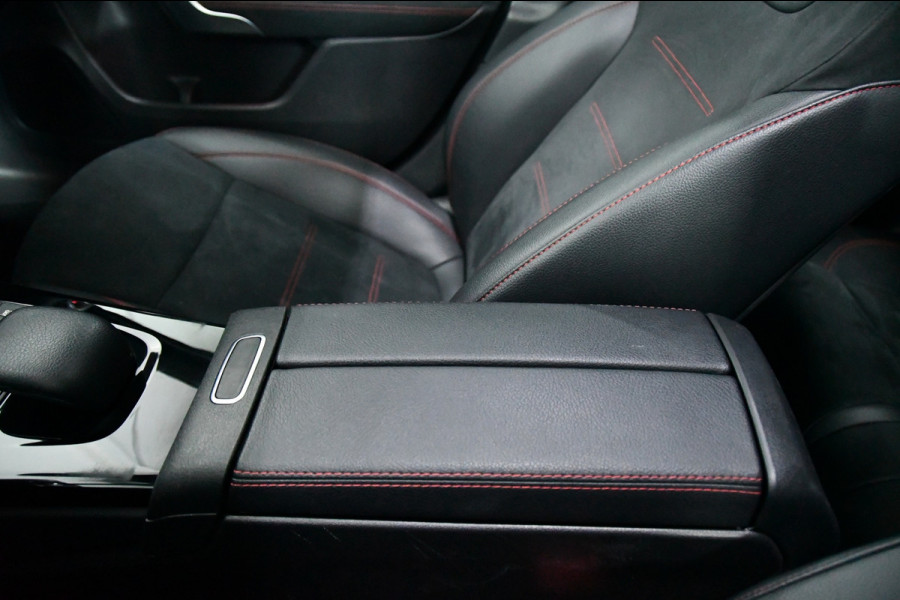 Mercedes-Benz A-Klasse 180 Business Solution AMG Pano,Burmester,Sfeer