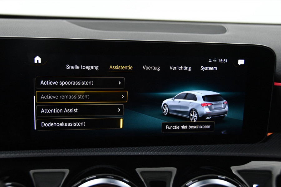 Mercedes-Benz A-Klasse 180 Business Solution AMG Pano,Burmester,Sfeer