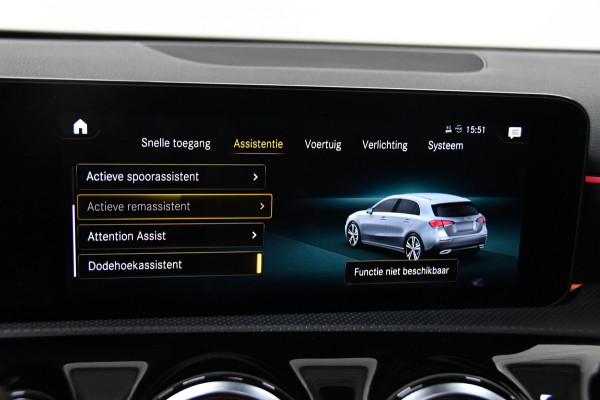 Mercedes-Benz A-Klasse 180 Business Solution AMG Pano,Burmester,Sfeer