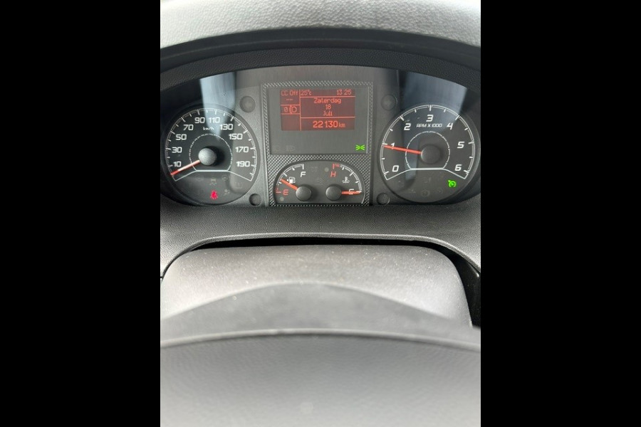 Citroën Jumper 2.2 BlueHDi 140pk L2H2 Zwaar 3.5t > Trekhaak/Camera/Cruise control...